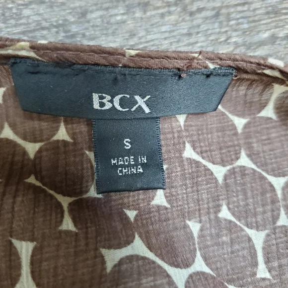 BCX Ruffled tank with attached cami - Picture 9 of 9